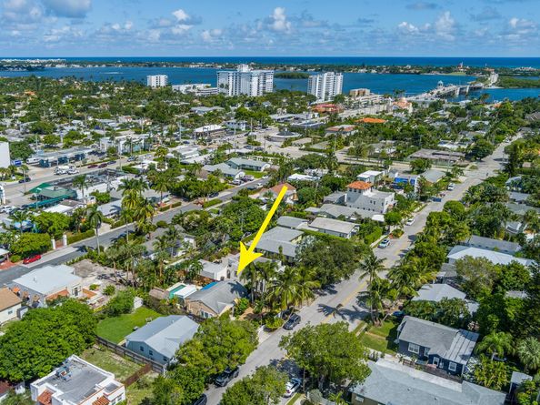 341 Nottingham Boulevard, West Palm Beach FL 33405