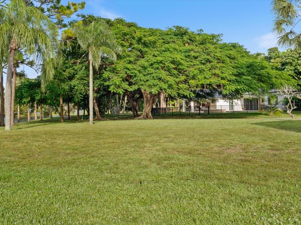 21766 Beachnut Drive, Boca Raton FL 33433