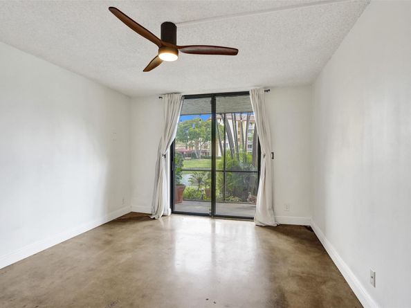 1232 S Military Trl 1913, Deerfield Beach FL 33442