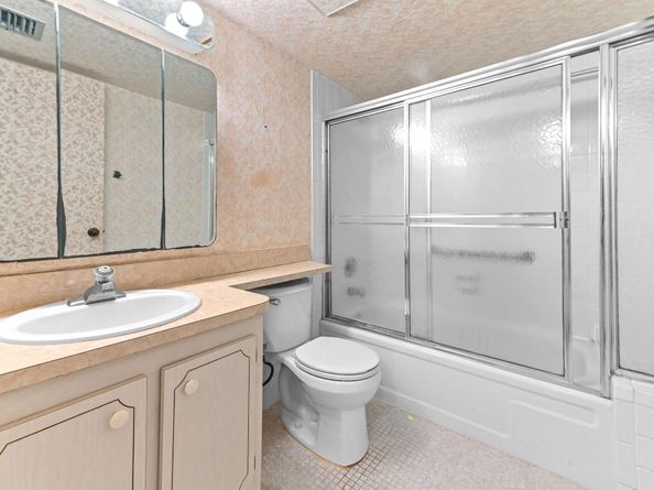 14671 Bonaire Boulevard 104, Delray Beach FL 33446