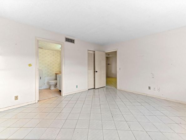 14671 Bonaire Boulevard 104, Delray Beach FL 33446