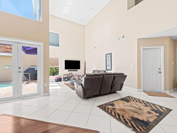 975 Weeping Willow Way, Hollywood FL 33019