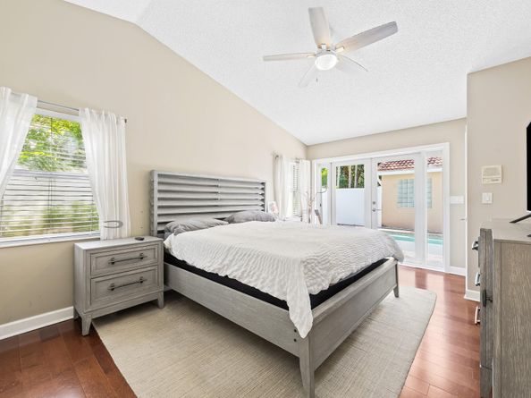 975 Weeping Willow Way, Hollywood FL 33019