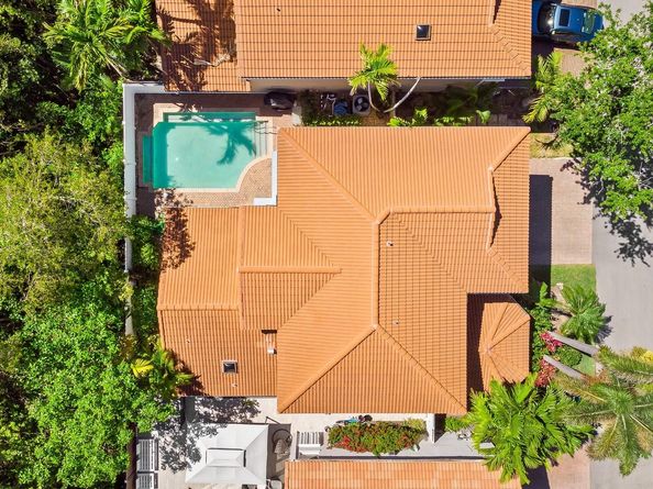 975 Weeping Willow Way, Hollywood FL 33019