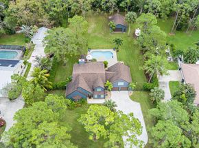 10070 Trailwood Circle, Jupiter FL 33478