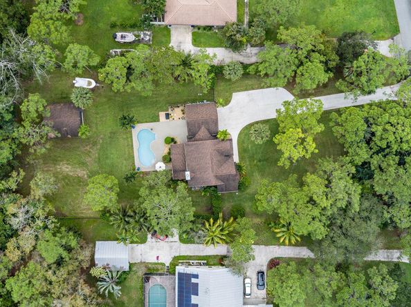 10070 Trailwood Circle, Jupiter FL 33478
