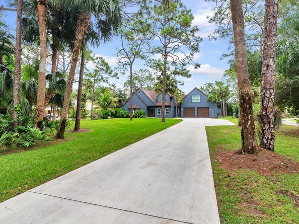 10070 Trailwood Circle, Jupiter FL 33478