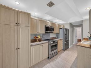 7472 La Paz Boulevard 109, Boca Raton FL 33433