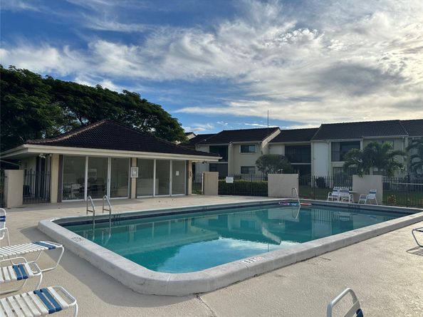 22415 SW 61st Way 202, Boca Raton FL 33428