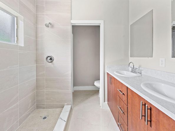 141 NW 12th St, Pompano Beach FL 33060