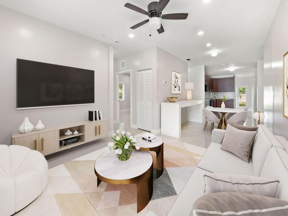 141 NW 12th St, Pompano Beach FL 33060