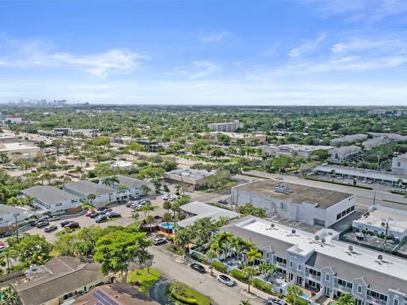 3909 NE 21st Ave 1, Fort Lauderdale FL 33308