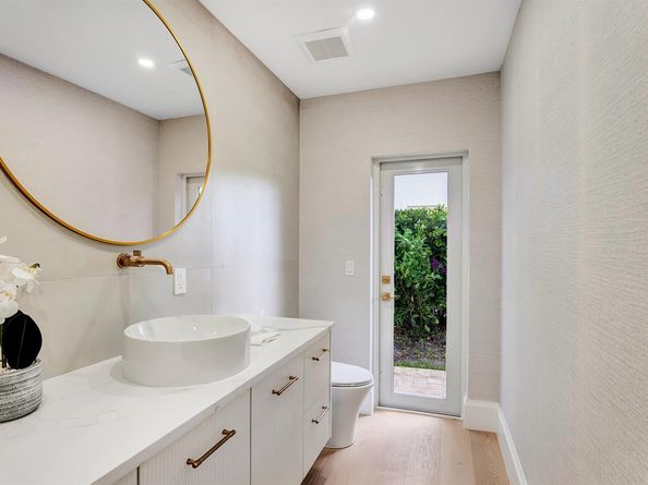 580 SW 15th Street, Boca Raton FL 33432