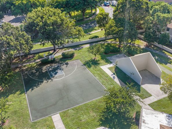 4600 W Mcnab Road A2, Pompano Beach FL 33069