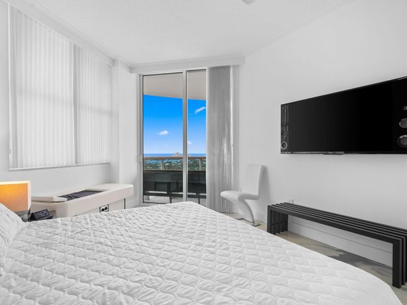 347 N New River Dr PH 7, Fort Lauderdale FL 33301