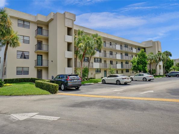 2410 Deer Creek Country Club Blvd 202E, Deerfield Beach FL 33442