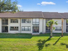4745 Lucerne Lakes Boulevard 103, Lake Worth FL 33467
