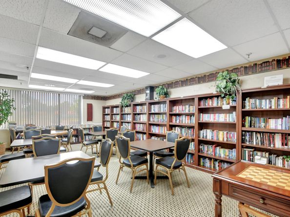 4745 Lucerne Lakes Boulevard 103, Lake Worth FL 33467