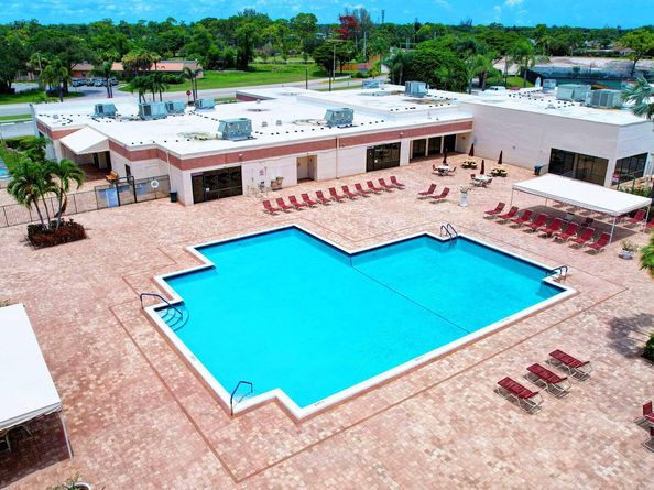 4745 Lucerne Lakes Boulevard 103, Lake Worth FL 33467