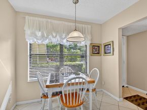 4745 Lucerne Lakes Boulevard 103, Lake Worth FL 33467