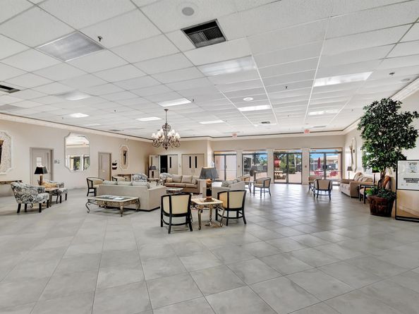 4745 Lucerne Lakes Boulevard 103, Lake Worth FL 33467