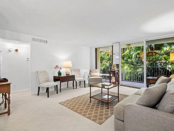 223 Atlantic Avenue D2, Palm Beach FL 33480