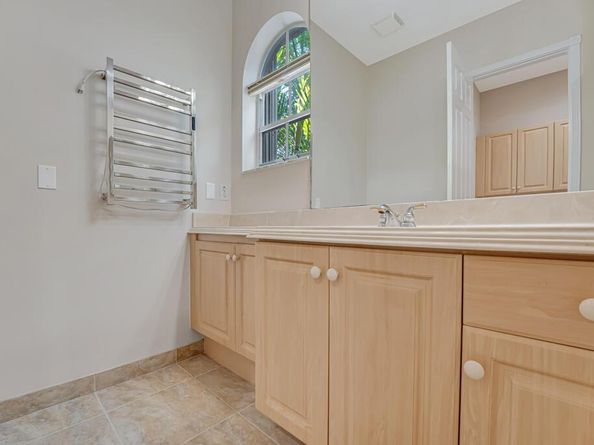 1760 Annandale Circle, Royal Palm Beach FL 33411