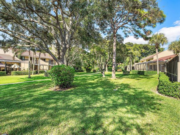 819 Windermere Way, Palm Beach Gardens FL 33418