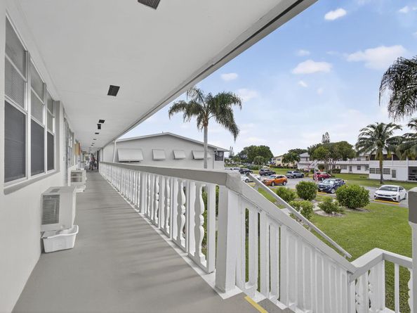 16 Sussex A 16, West Palm Beach FL 33417