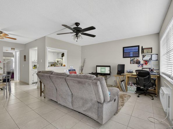 16 Sussex A 16, West Palm Beach FL 33417