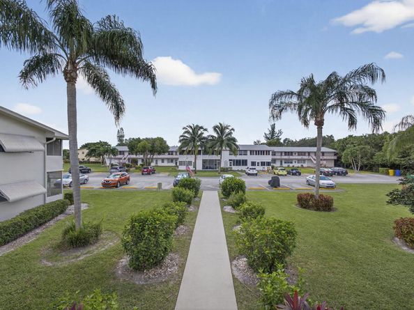 16 Sussex A 16, West Palm Beach FL 33417