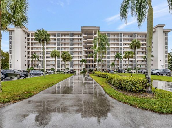 3100 N Palm Aire Drive 106, Pompano Beach FL 33069