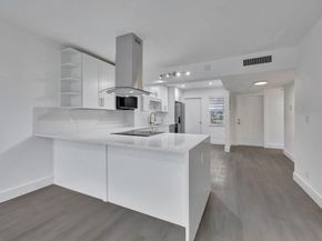 3100 N Palm Aire Drive 106, Pompano Beach FL 33069