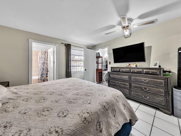 9311 Broad Manor Rd, Miami FL 33147