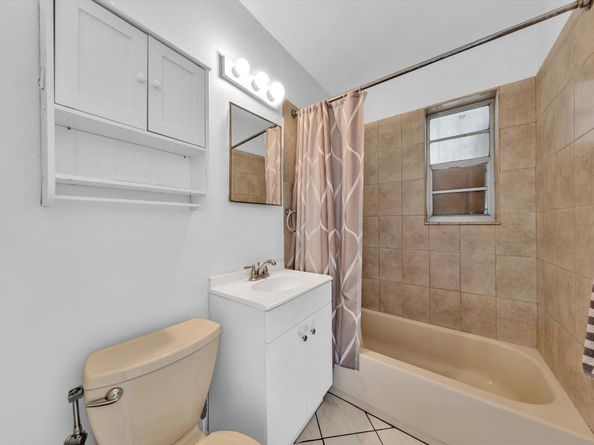 9311 Broad Manor Rd, Miami FL 33147