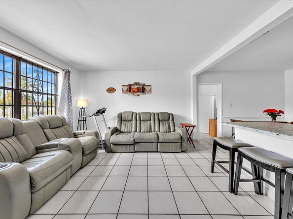 9311 Broad Manor Rd, Miami FL 33147