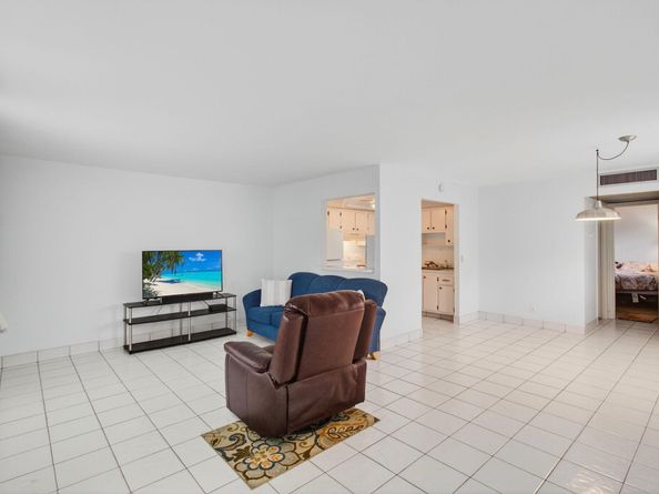 702 Monaco O, Delray Beach FL 33446