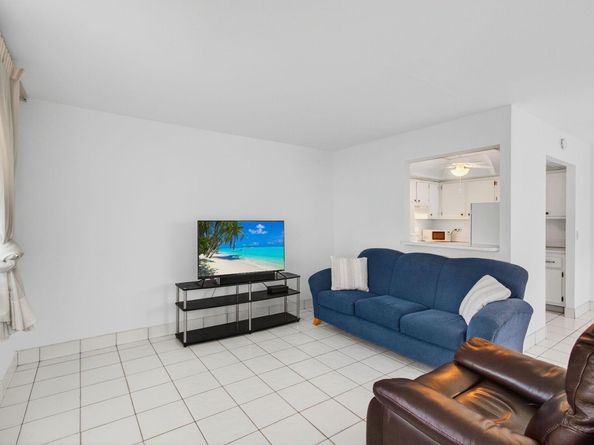 702 Monaco O, Delray Beach FL 33446