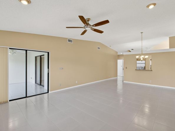 8205 Springview Terrace, Boca Raton FL 33496