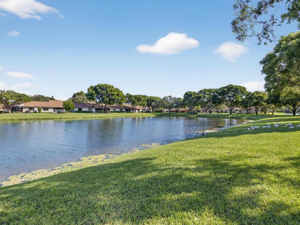 8205 Springview Terrace, Boca Raton FL 33496