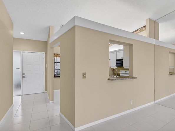 8205 Springview Terrace, Boca Raton FL 33496