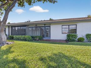 8205 Springview Terrace, Boca Raton FL 33496