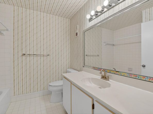 8205 Springview Terrace, Boca Raton FL 33496