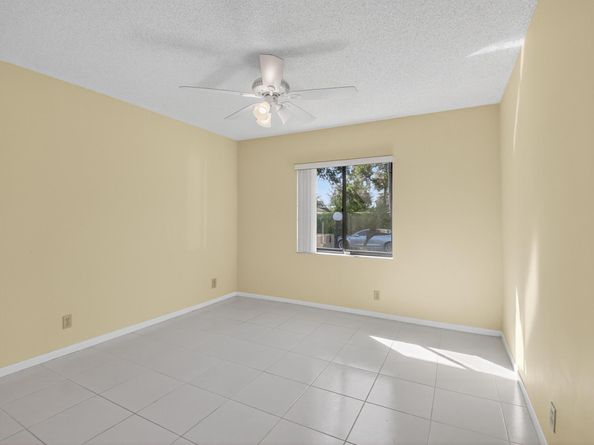 8205 Springview Terrace, Boca Raton FL 33496