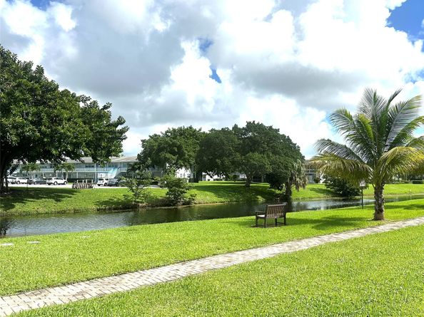 1092 Newport  S 1092, Deerfield Beach FL 33442