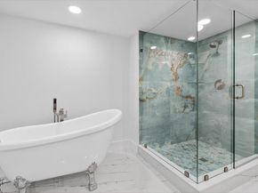 2480 Presidential Way 902, West Palm Beach FL 33401