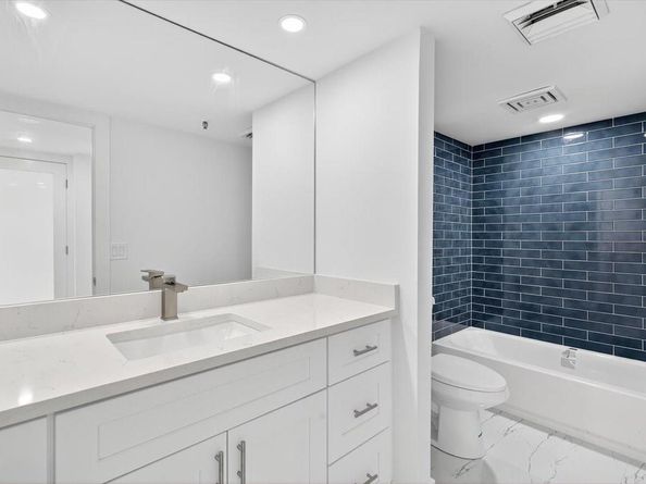 2480 Presidential Way 902, West Palm Beach FL 33401