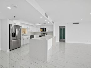 2480 Presidential Way 902, West Palm Beach FL 33401