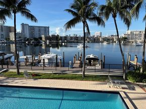 2300 Diana 203, Hallandale Beach FL 33009