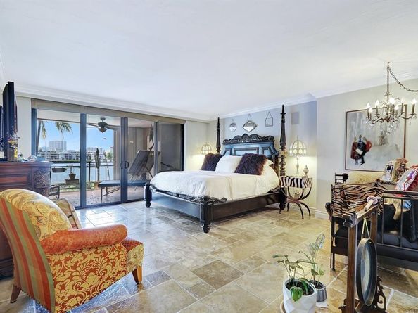2300 Diana 203, Hallandale Beach FL 33009